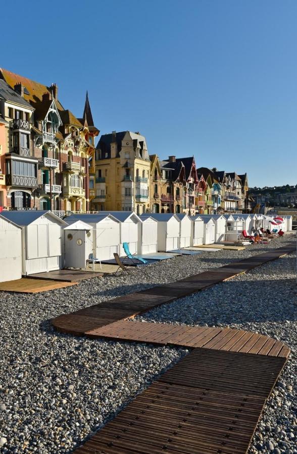 Bienvenue Chez Anais ! Otel Biville-sur-Mer Dış mekan fotoğraf